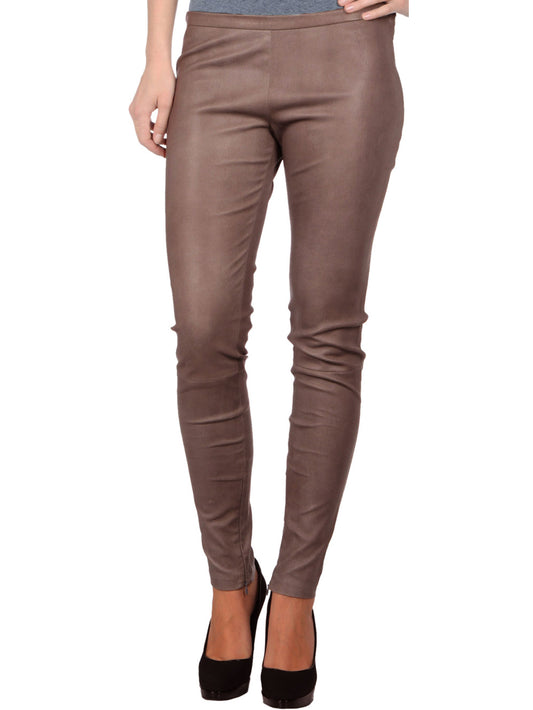 Pantalon en cuir moelleux à la coupe élégante