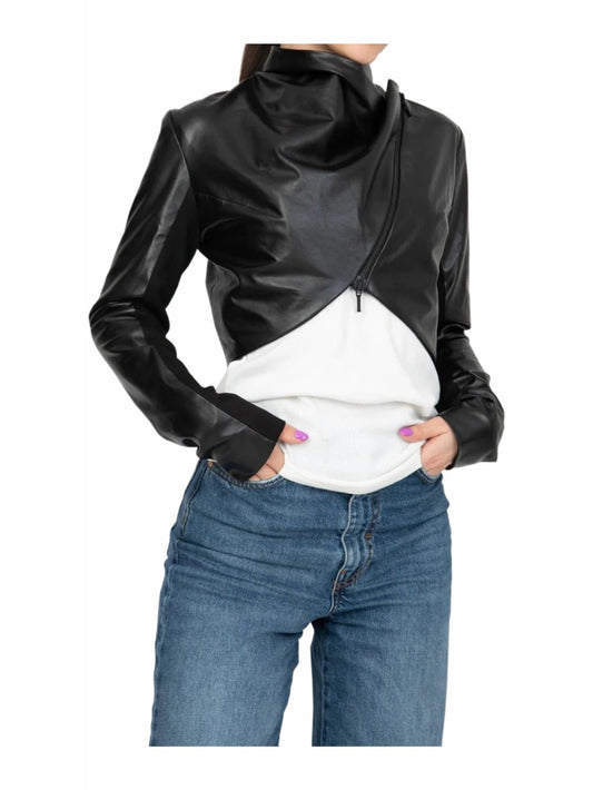 Veste courte en cuir hippie