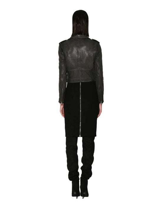 Veste en cuir satiné moderne