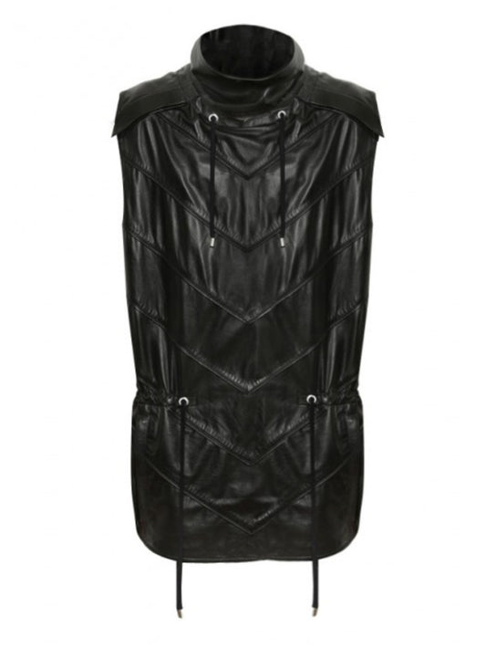 Poncho en cuir à détails de panneaux