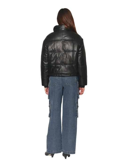 Veste en cuir de luxe sophistiquée