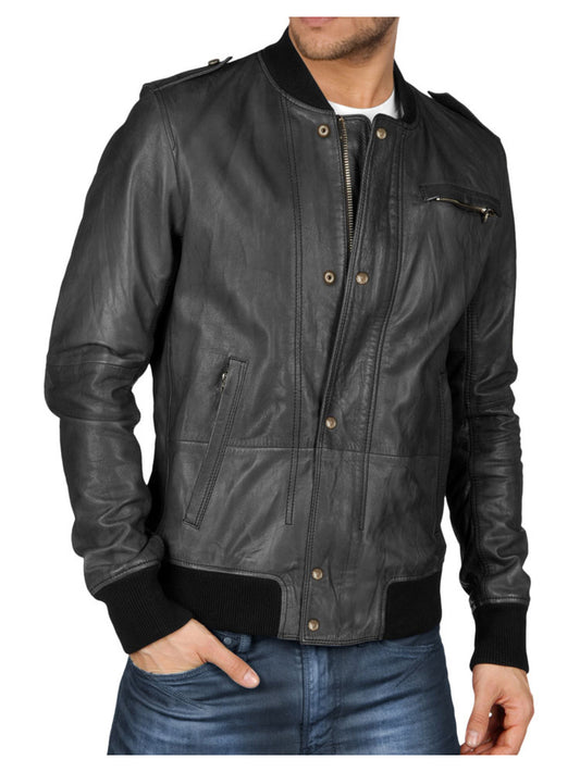 Lederjacke mit Reißverschluss und Nieten