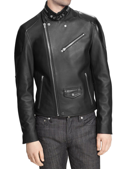 Veste courte en cuir moto élégante